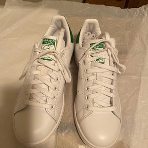Adidas sneakers no box never been worn